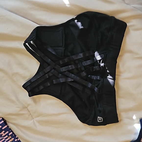 Chestee - Picture 2 of 4